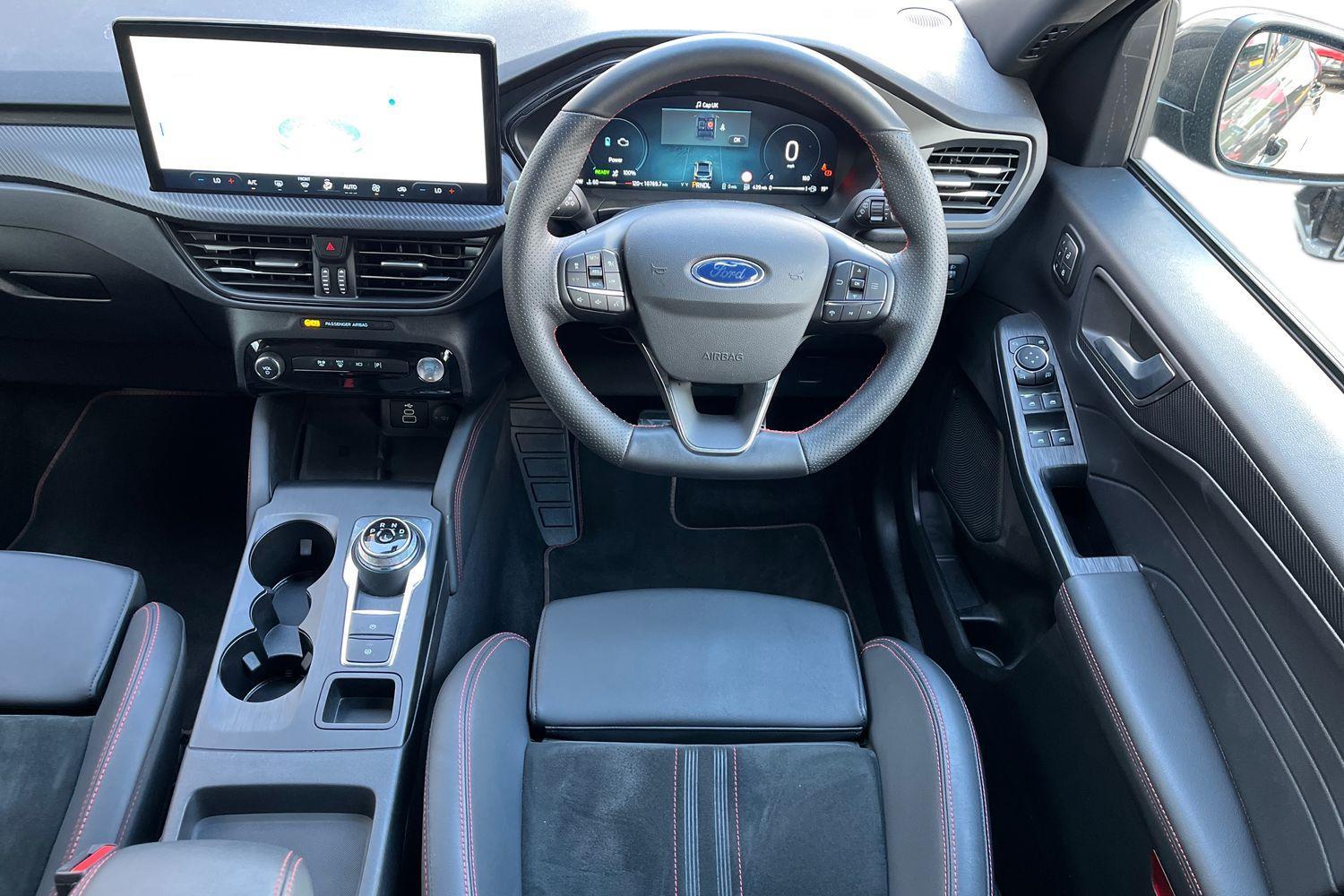 Ford KUGA Photo 10