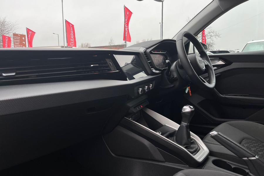 Audi A1 Photo autoimg-35525670883bd3d9d9c86bd8a8eaabdceda73cc8.jpg