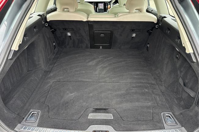 VOLVO V90 Photo 12