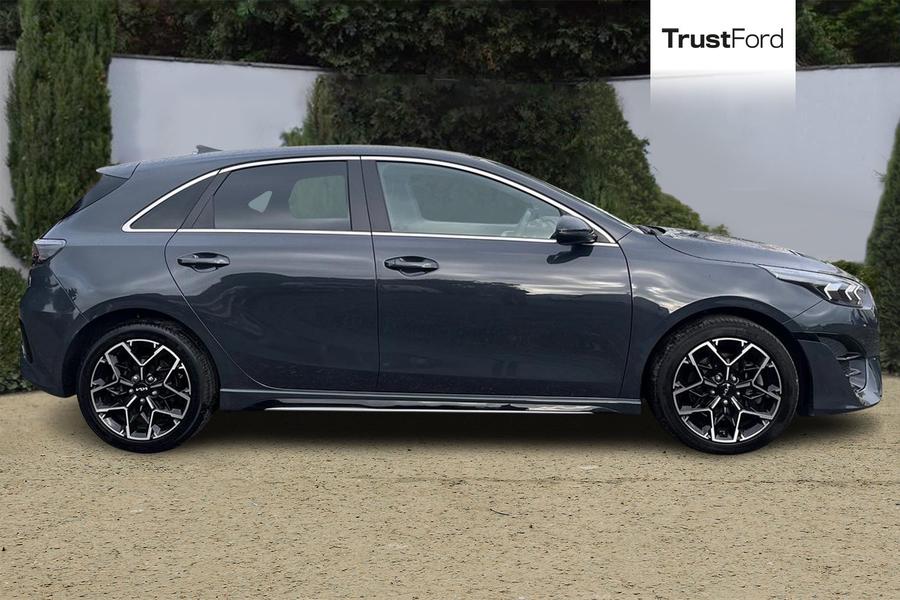 Kia CEED Photo autoimg-355931ad3b9cdc8e9a09712779b76e4e5c163a4a.jpg