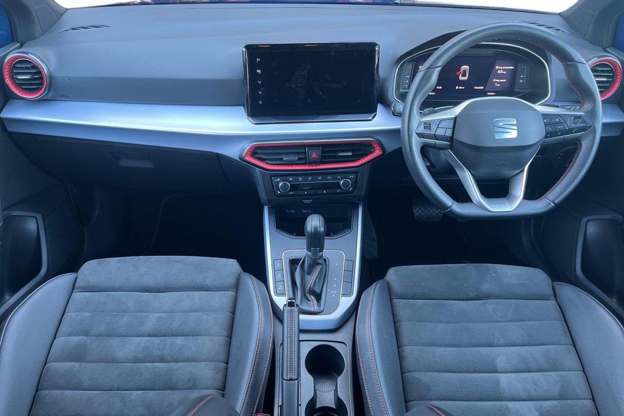 SEAT ARONA Photo autoimg-355e71474d21a4971eef3358c7650d98622edbe6.jpg