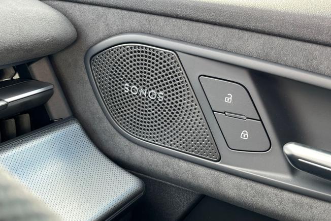 AUDI Q3 Photo 37
