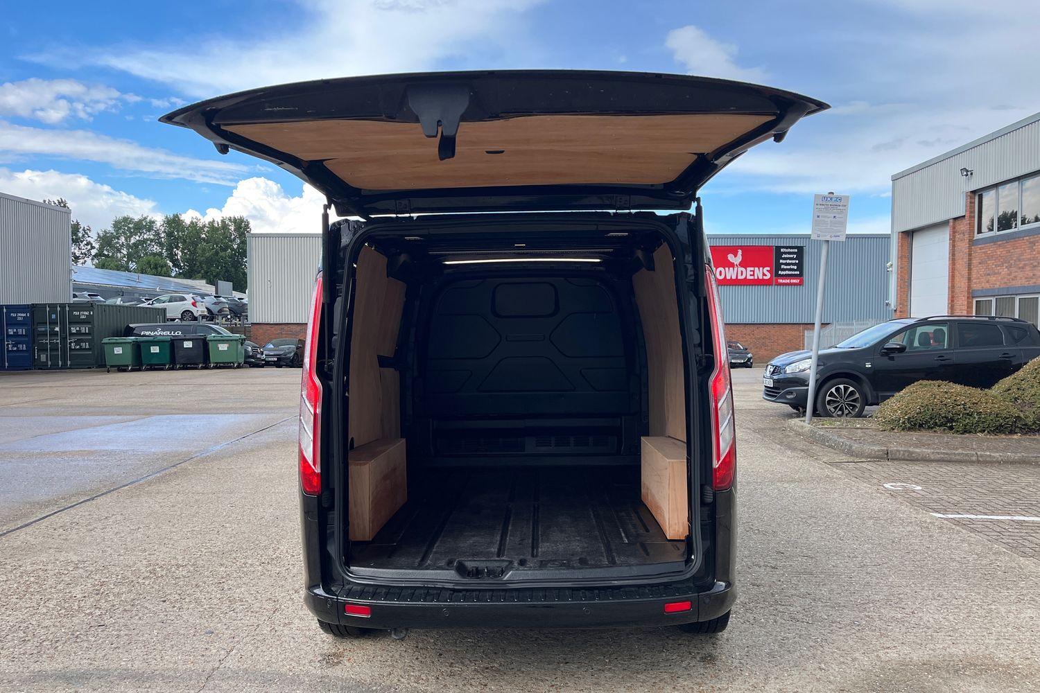 Ford TRANSIT CUSTOM Photo 5
