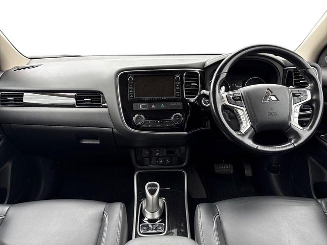 Mitsubishi Outlander Photo 10