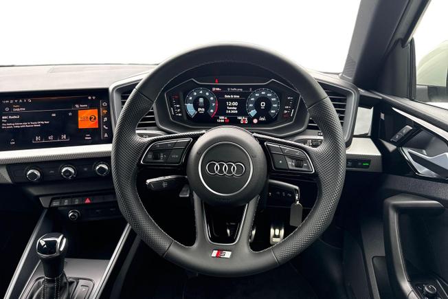 AUDI A1 Photo 11