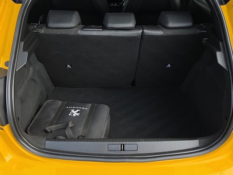 Used Peugeot E-208 YT22MXM 33