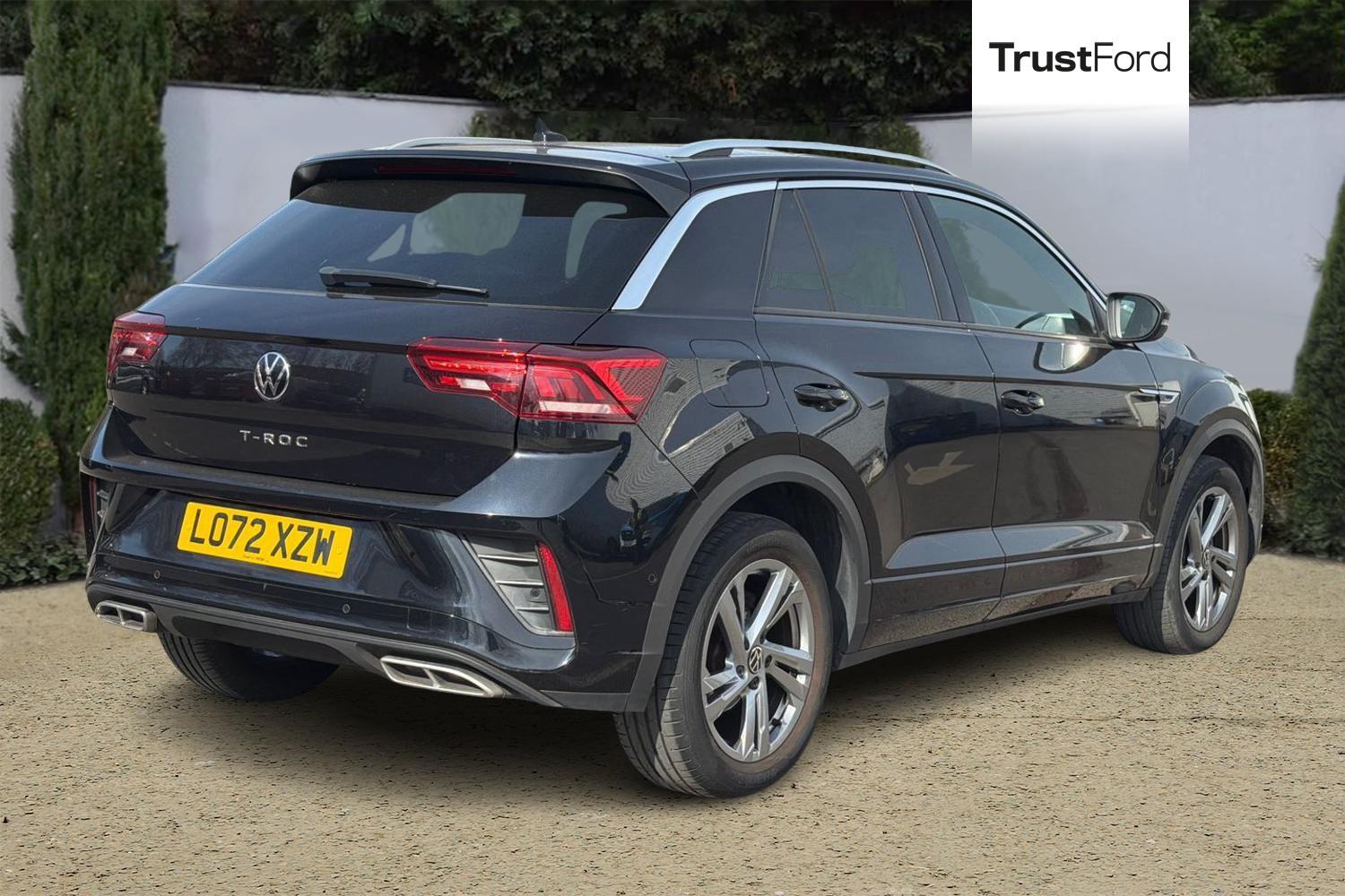 Volkswagen T-ROC Photo 3