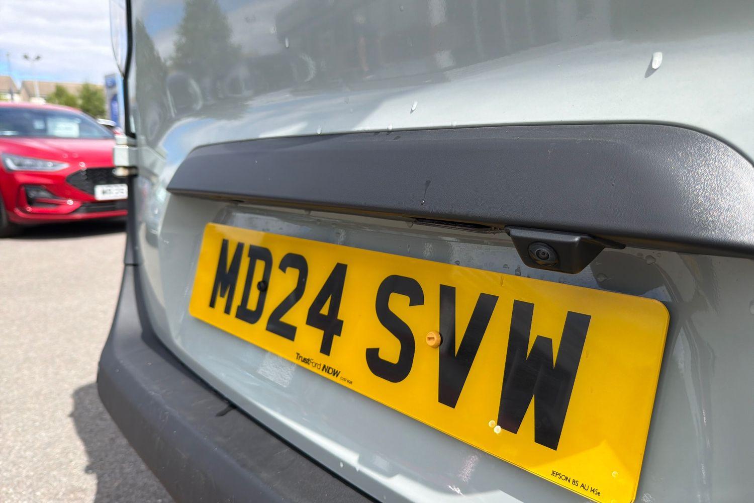 Ford TRANSIT COURIER Photo 33
