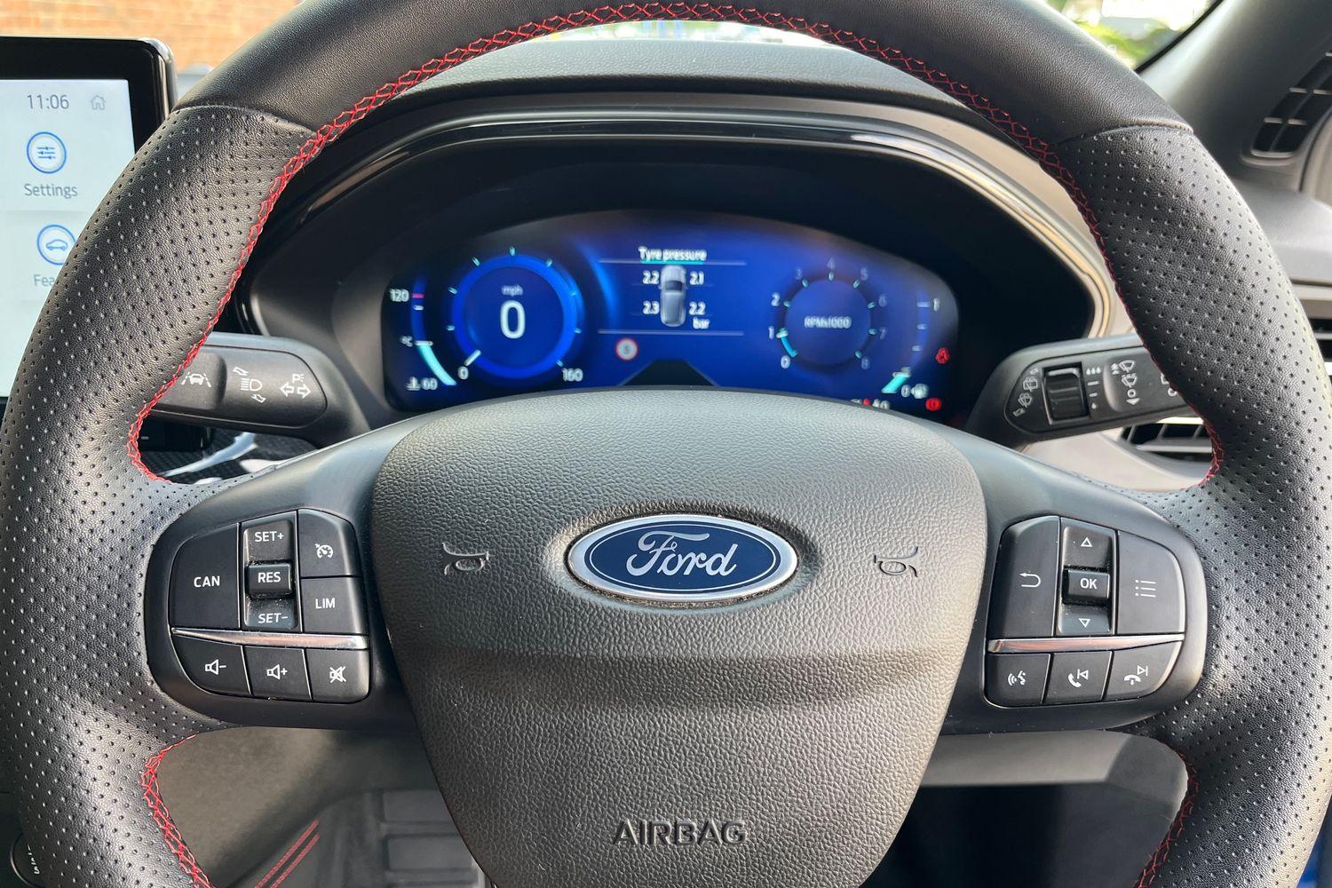 Ford Focus Photo 11