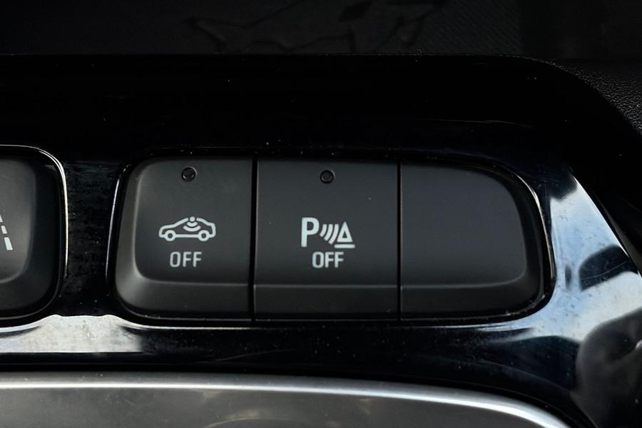 Vauxhall Corsa Photo autoimg-3572676cf1dbb8eef6b2b368aed5fdb28cacae53.jpg