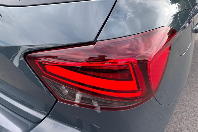 SEAT Ibiza Photo 18