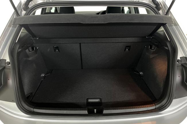 VOLKSWAGEN Polo Photo 12
