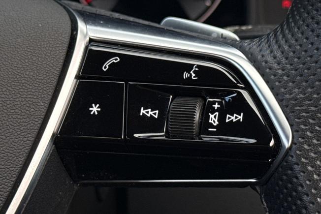 AUDI A6 Avant Photo 17