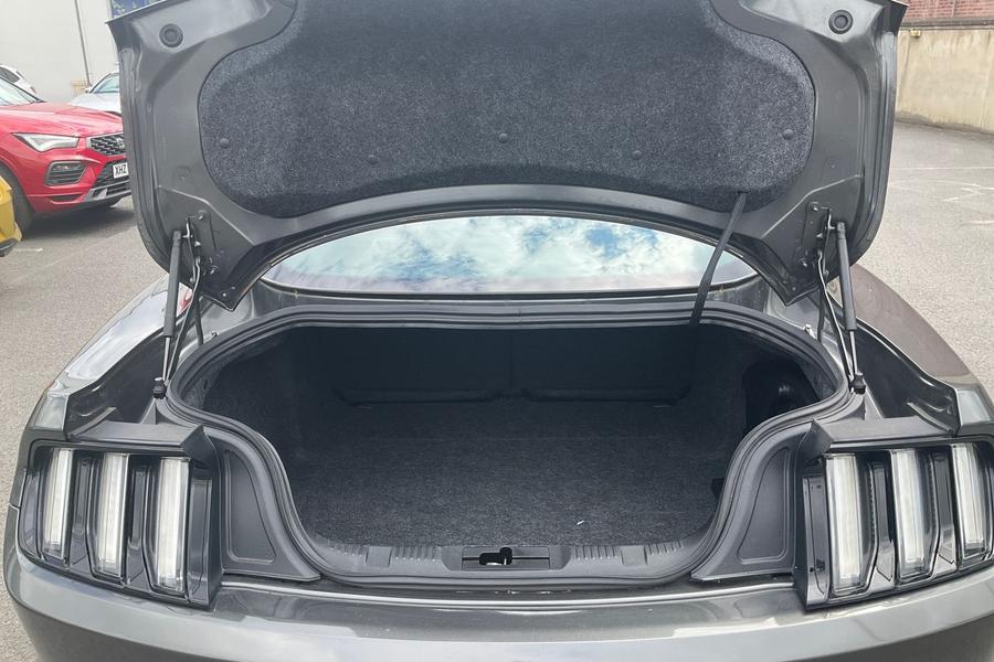 Ford MUSTANG Photo autoimg-3586376ce2f38d27942ae17b057e046049ee7879.jpg