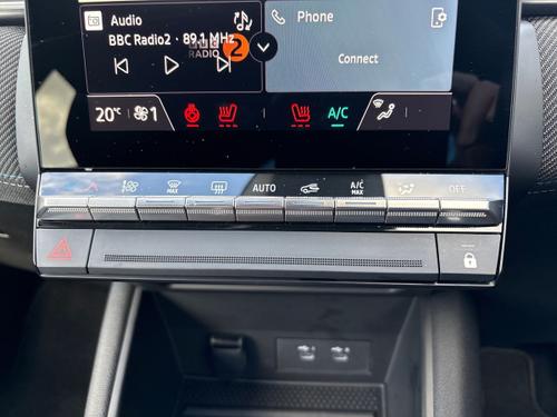 Renault CAPTUR Photo autoimg-35877e2a6c3f86914eeb4ce0378474e6d366c3cd.jpg