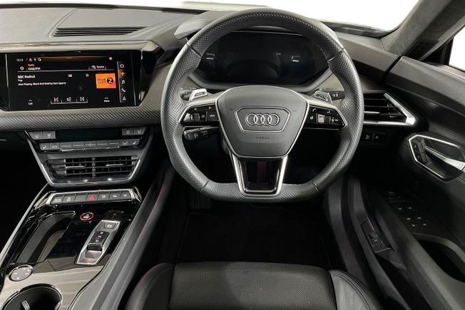 AUDI E-Tron Gt Photo 11