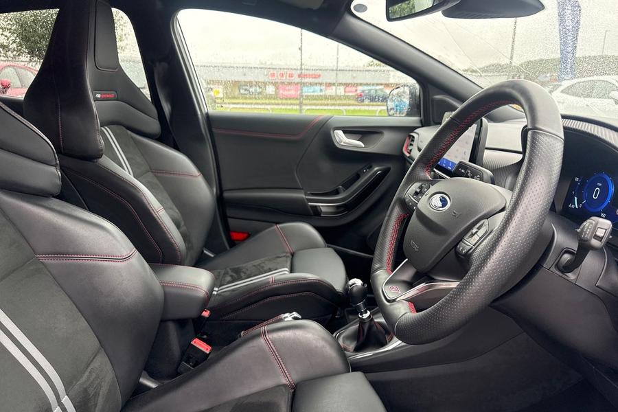 Ford PUMA Photo autoimg-35901e6209ac00359fb14086f750eee663872d46.jpg