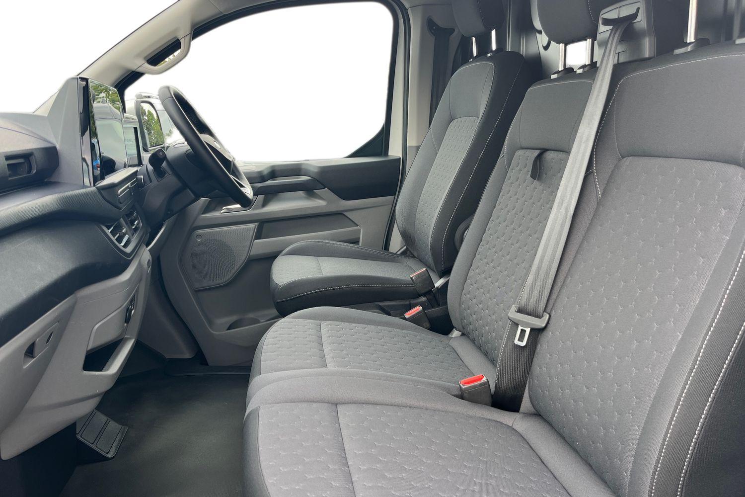 Ford TRANSIT CUSTOM Photo 9