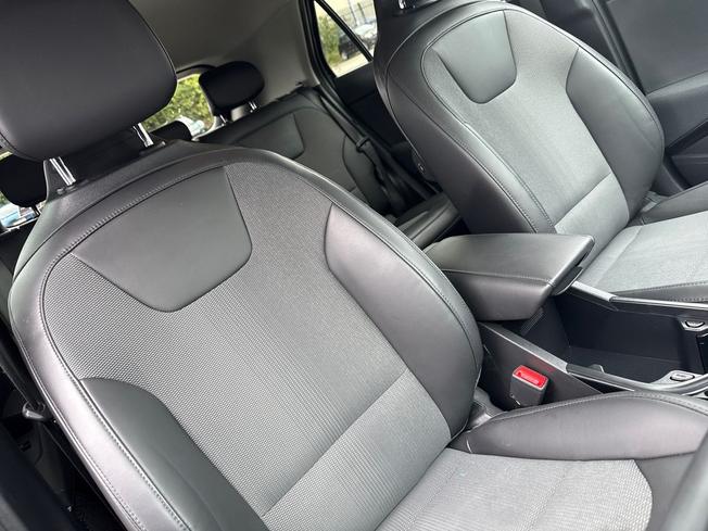 Kia Niro Photo 28