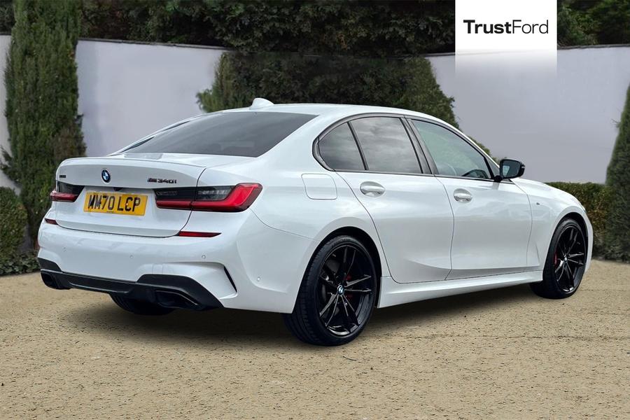 BMW 3 Series Photo autoimg-35964d5735b0dbbb09177bc62c3a501caefe4ec4.jpg