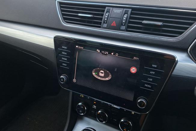 ŠKODA Superb Photo 14