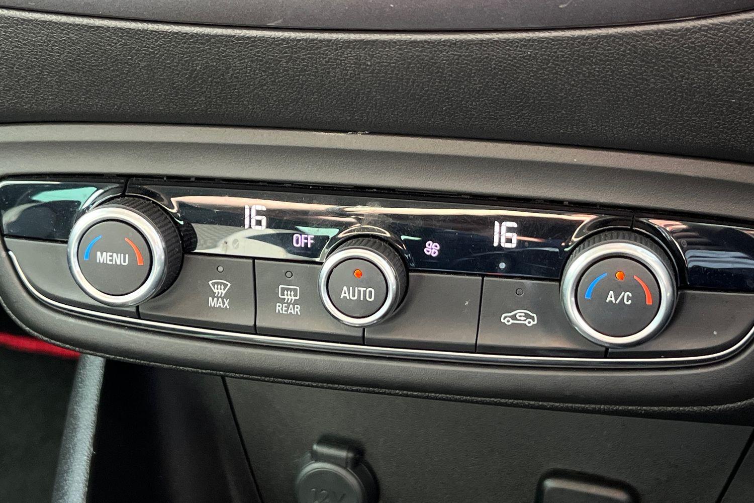 Vauxhall CROSSLAND X Photo 29