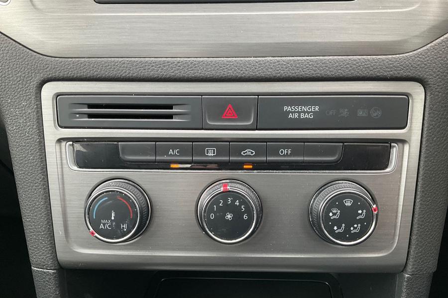 Volkswagen GOLF SV Photo autoimg-359a72760044b18c6764b62bf4211774752c40f0.jpg