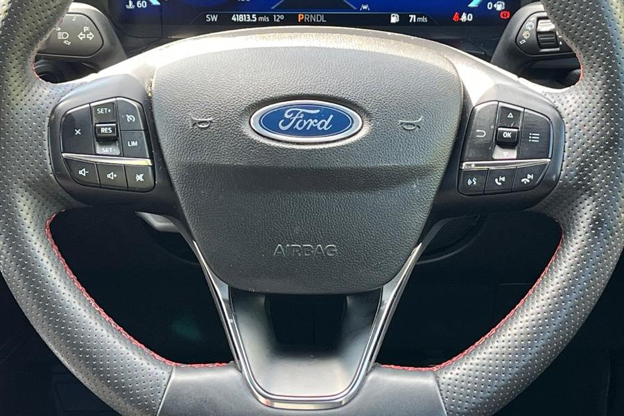 Ford KUGA Photo autoimg-359aefd346c55d4295043cdfcce37e7bd90f7290.jpg