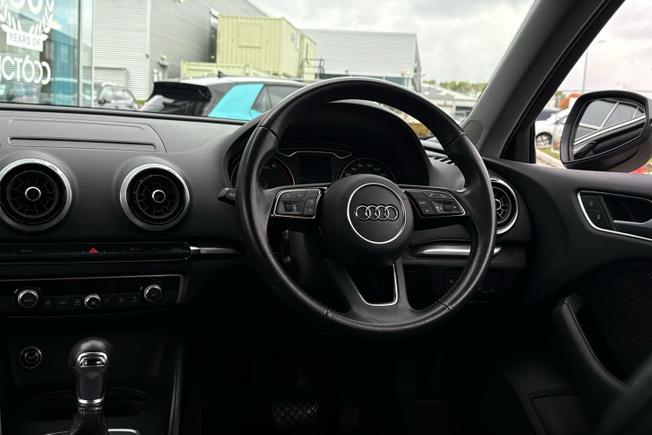 Audi A3 Photo 43
