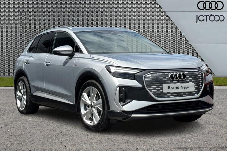 Used AUDI  Q4