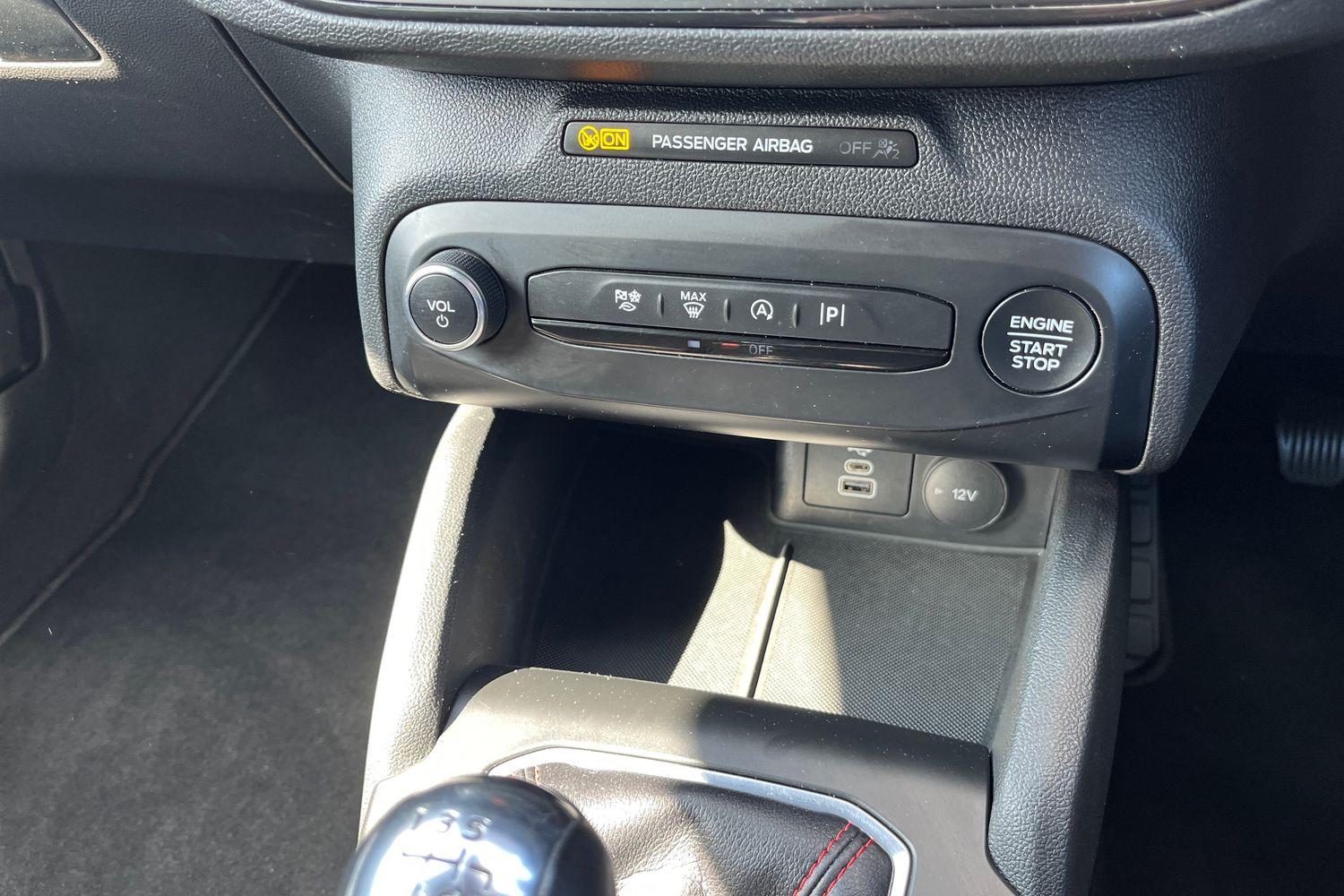 Ford Focus Photo 32