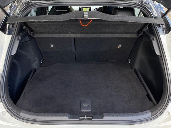 TOYOTA Corolla Photo 12
