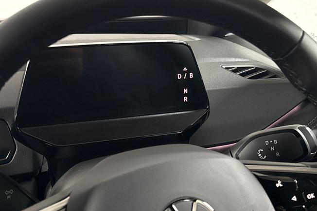 VOLKSWAGEN ID.3 Photo 15