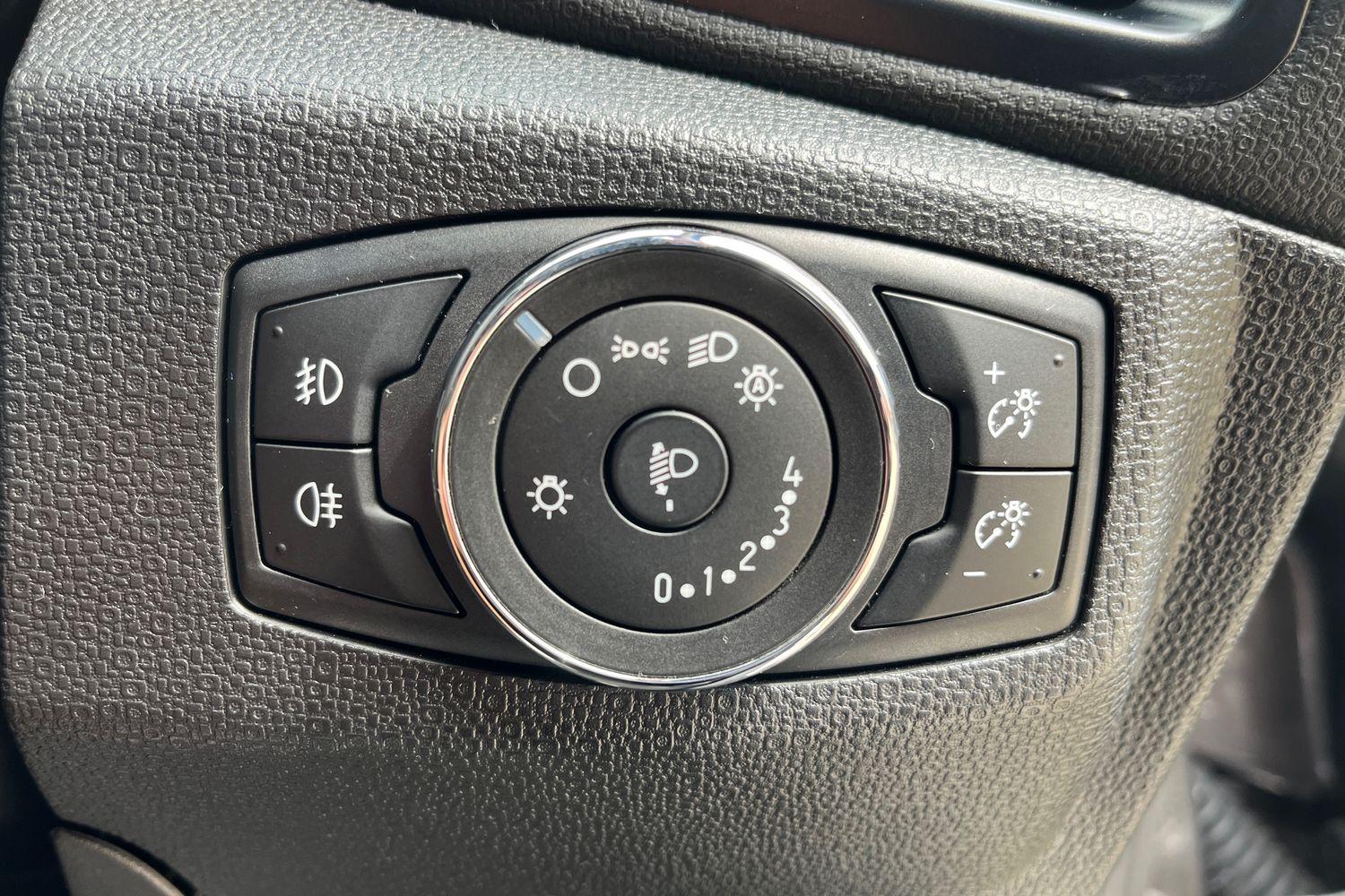 Ford EcoSport Photo 29