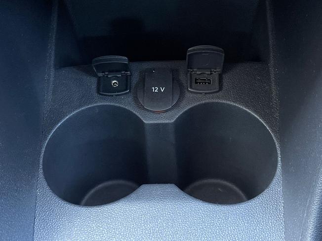VOLKSWAGEN Polo Photo 41