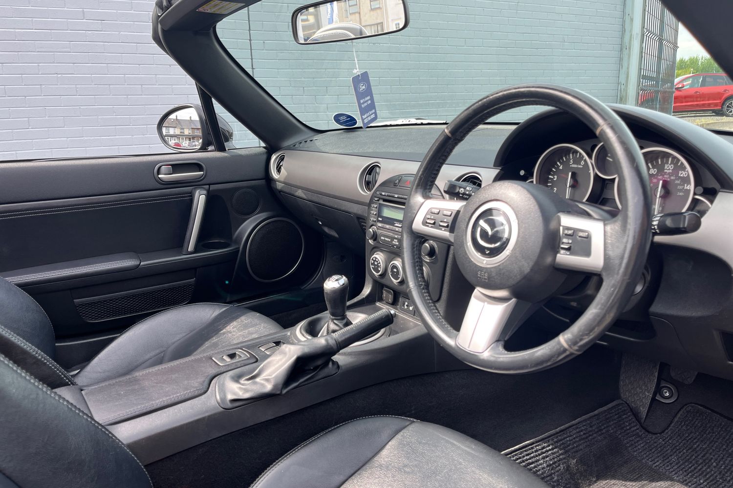 Mazda Mx-5 Roadster Coupe 2.0i Sport Tech 2dr Photo 17