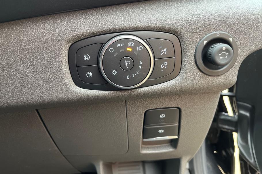 Used FORD TRANSIT LS75OLR 26