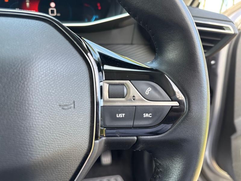 Used Peugeot 2008 BG20RMO 42