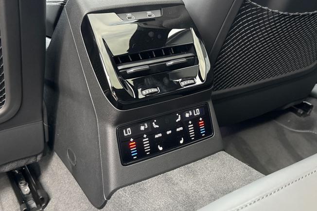Audi A6 Allroad Photo 26