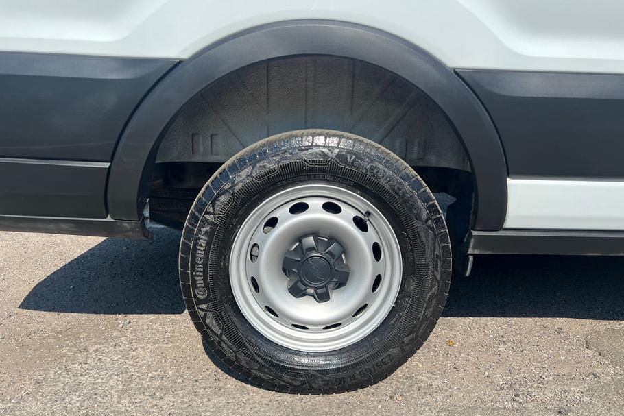 Used Ford TRANSIT YM25GNJ 22
