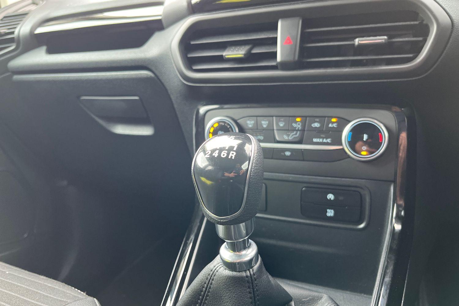 Ford ECOSPORT Photo 34