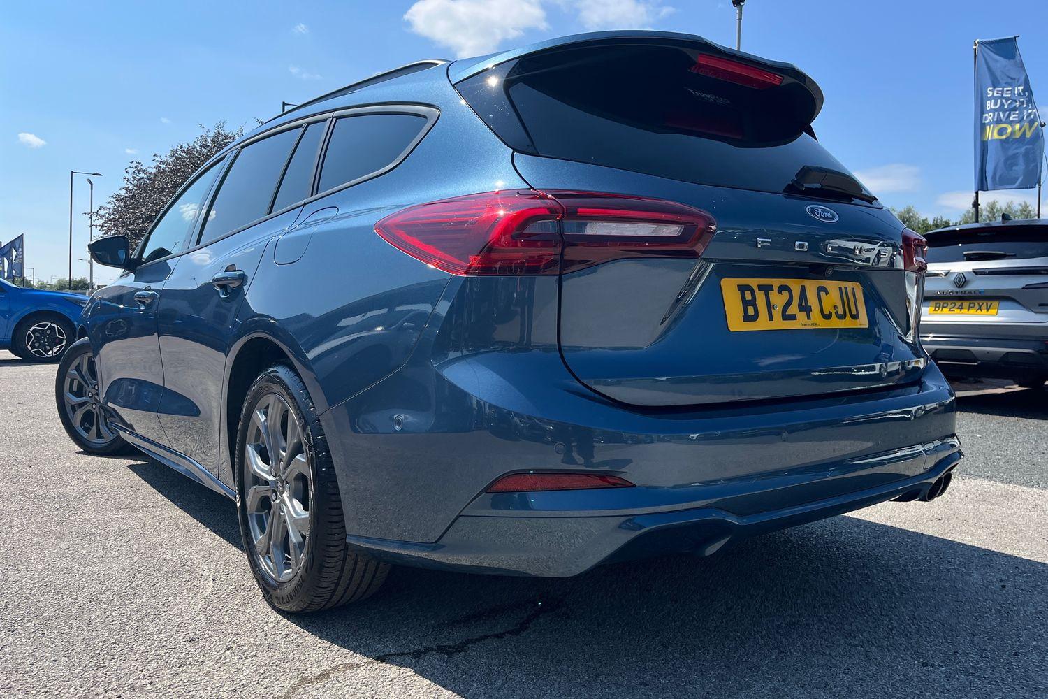 Ford Focus Photo 37