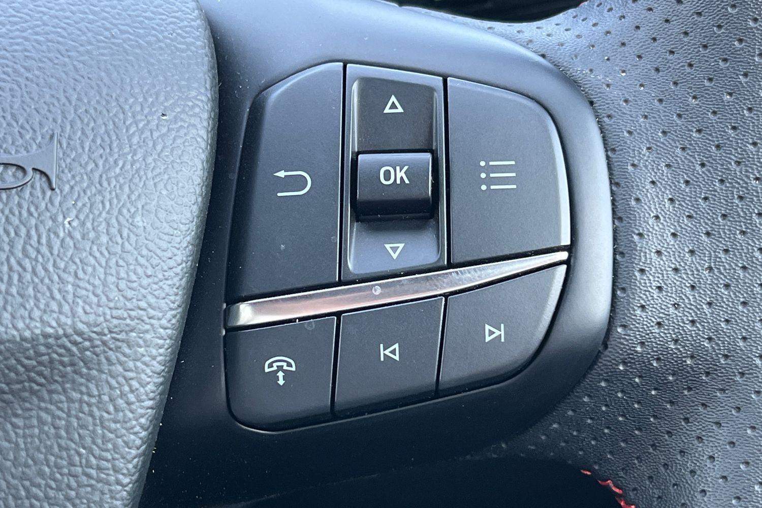 Ford KUGA Photo 30