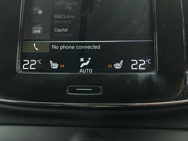 VOLVO XC40 Photo 49