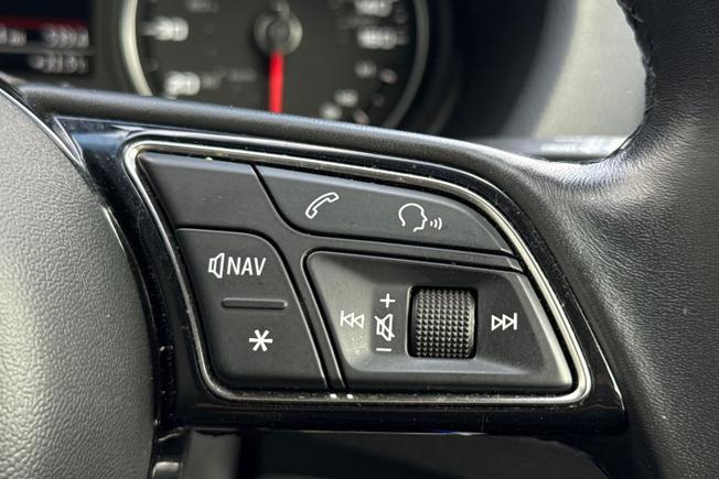 Audi Q2 Photo 17