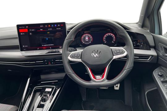 Volkswagen Golf Photo autoimg-35c05cf7a9882d9e47c3e755fcd32dbf3eaa307f.jpg