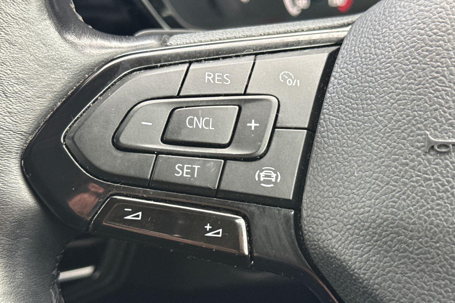 Ford TOURNEO CONNECT Photo 28