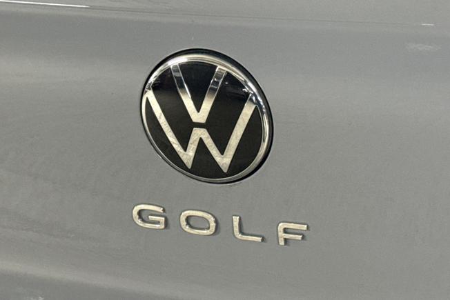 VOLKSWAGEN Golf Photo 27