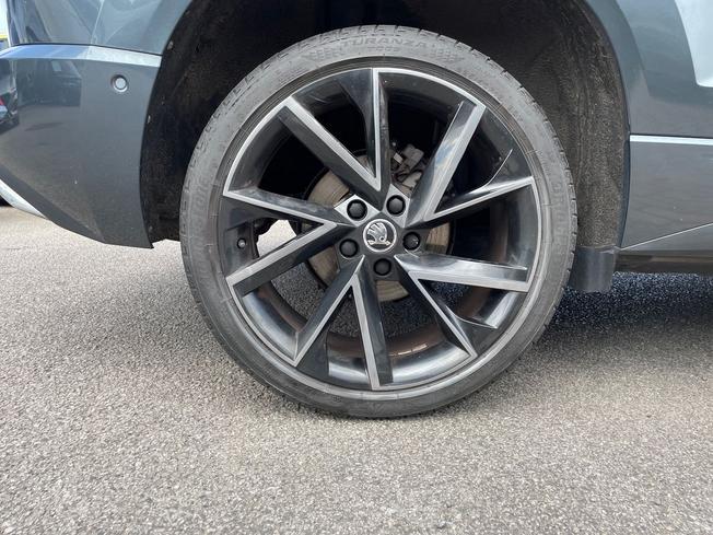 ŠKODA Karoq Photo 21