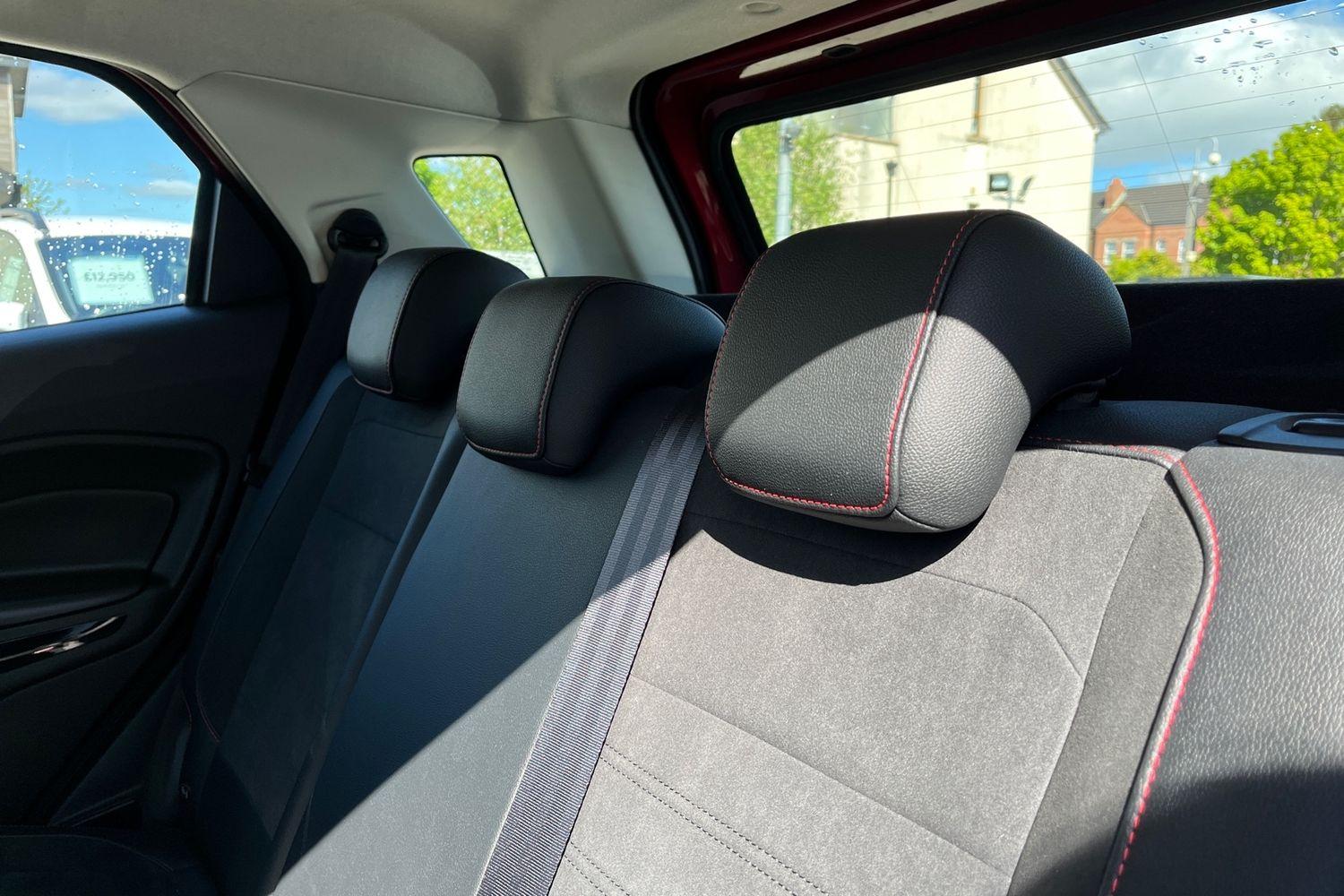 Ford ECOSPORT Photo 19